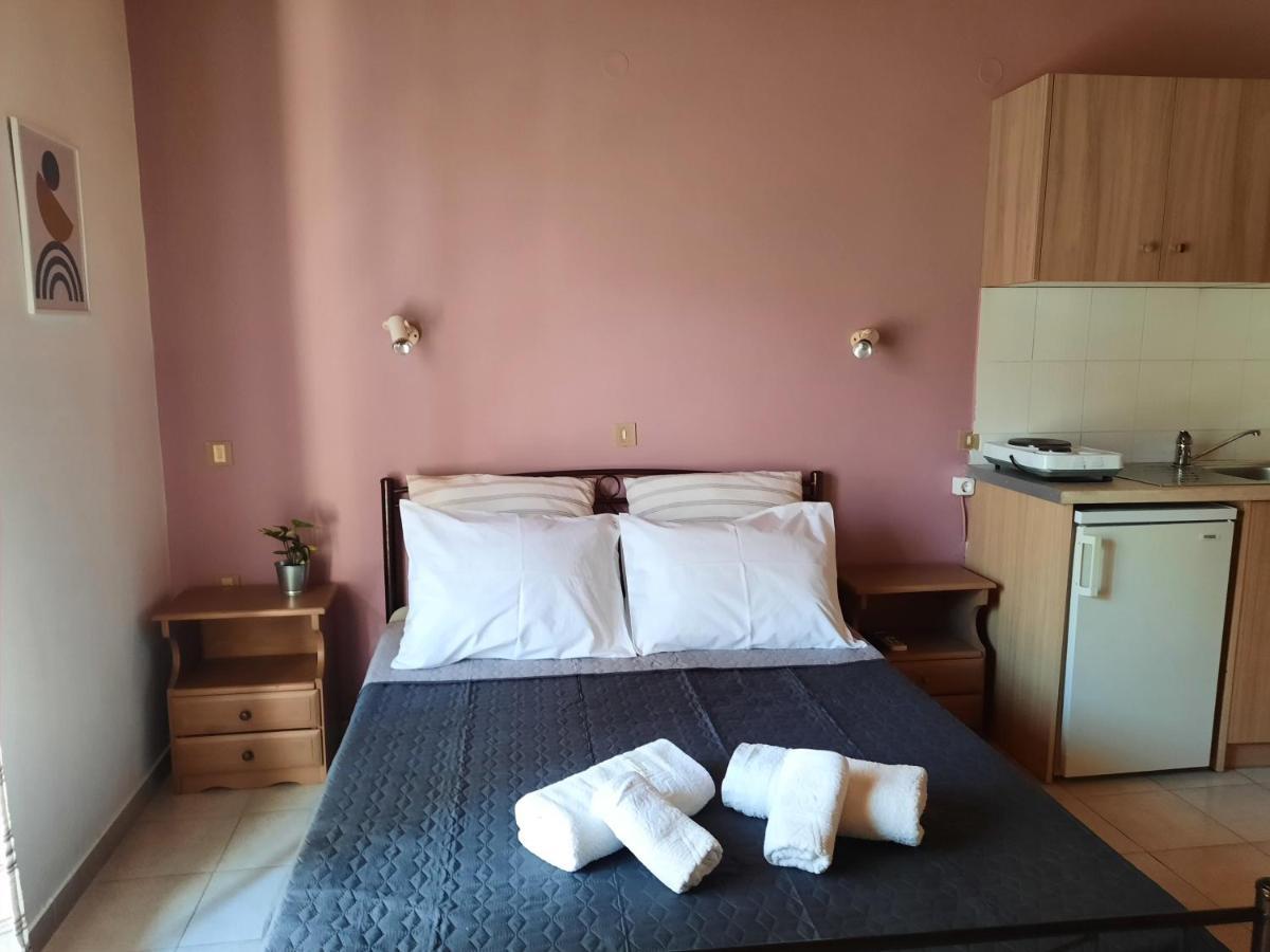 Ricordame Rooms วาซีลีกี ภายนอก รูปภาพ
